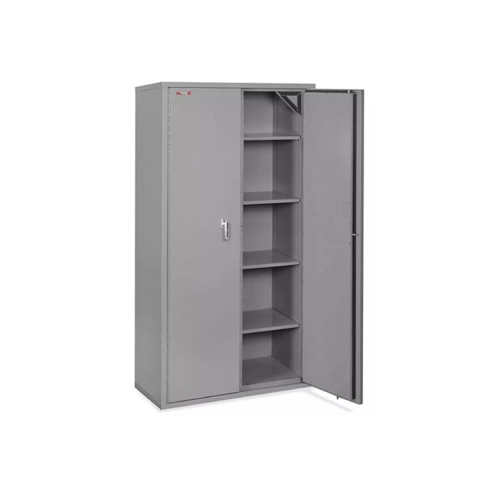 Interior de un locker o casillero metálico gris mostrando el espacio de almacenamiento